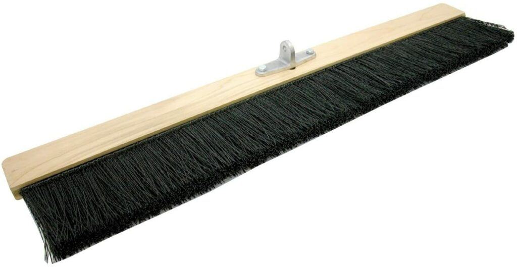 Marshalltown premier line 847 36-inch concrete broom
