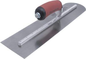 Concrete trowel